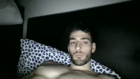 Snapshot of nicegguy9826 chatting on May 20, 6:41 am nicegguy9826 online show from May 20, 6:41 am