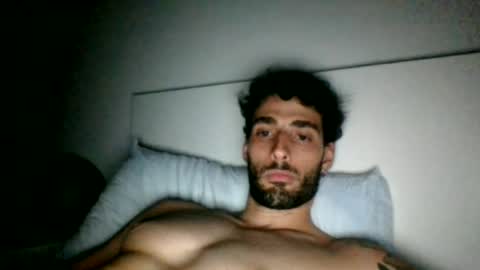Snapshot of nicegguy9826 chatting on July 7, 4:37 am nicegguy9826 online show from July 7, 4:37 am
