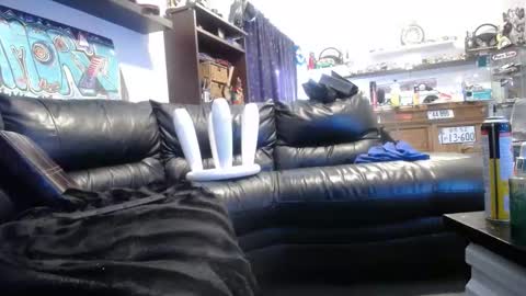 Snapshot of niceonebrov chatting on March 3, 6:19 am niceonebrov online show from March 3, 6:19 am