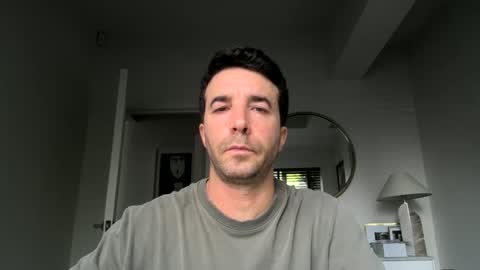 Snapshot of niciboi chatting on May 14, 10:44 am James online show from May 14, 10:44 am