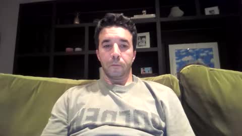 Snapshot of niciboi chatting on May 27, 11:13 pm James online show from May 27, 11:13 pm