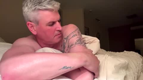 Snapshot of nick578320 chatting on October 7, 2:03 pm nick578320 online show from October 7, 2:03 pm