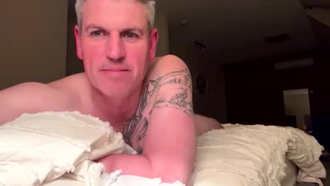 Snapshot of nick578320 chatting on October 28, 4:09 pm nick578320 online show from October 28, 4:09 pm