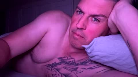 Snapshot of nick578320 chatting on November 10, 1:21 pm nick578320 online show from November 10, 1:21 pm