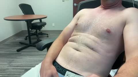 Snapshot of nick705068 chatting on July 21, 9:06 pm nick705068 online show from July 21, 9:06 pm