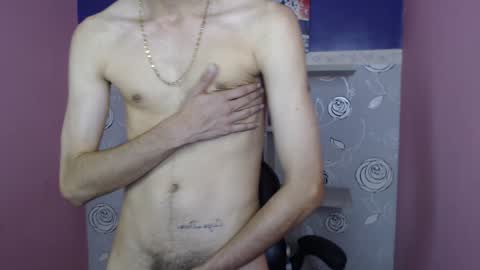 Snapshot of nick_damon chatting on December 24, 4:30 pm Nick online show from December 24, 4:30 pm