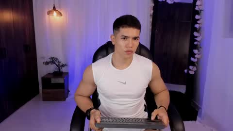 nick fenix online show from April 29, 5:11 am
