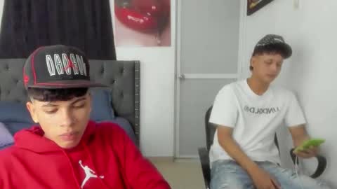 Snapshot of nick_master2 chatting on May 17, 6:22 am nick_master2 online show from May 17, 6:22 am
