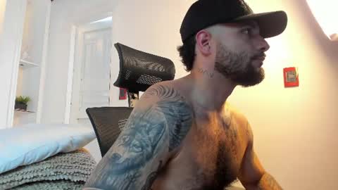 nick owen26 online show from June 11, 7:34 pm