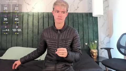 Nick  online show from November 17, 11:49 am