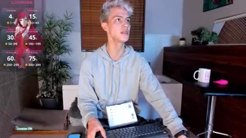 Nick  online show from December 21, 11:50 am