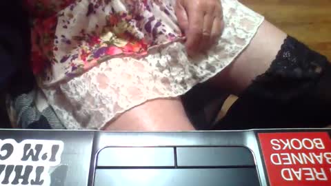 Snapshot of nickibabe1980 chatting on October 24, 6:04 pm nickibabe1980 online show from October 24, 6:04 pm