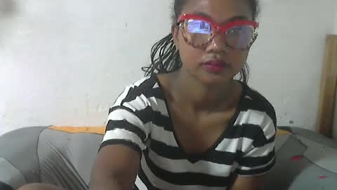 Snapshot of nickiqqyuu chatting on June 5, 1:34 am nickiqqyuu online show from June 5, 1:34 am