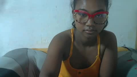 Snapshot of nickiqqyuu chatting on June 12, 1:04 am nickiqqyuu online show from June 12, 1:04 am