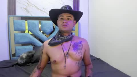 Snapshot of nickk_jonson chatting on March 21, 1:05 pm nickk_jonson online show from March 21, 1:05 pm