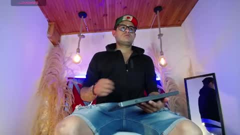 Snapshot of nickk_jonson chatting on May 11, 4:04 pm nickk_jonson online show from May 11, 4:04 pm