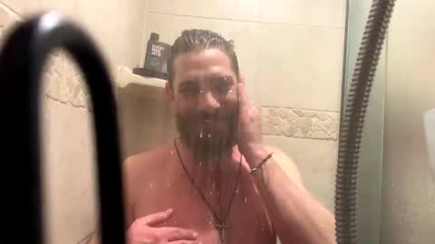 Snapshot of nicklong88 chatting on March 4, 3:23 am nicklong88 online show from March 4, 3:23 am