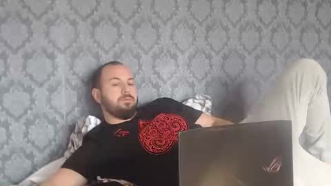 Snapshot of nickolas22 chatting on March 5, 7:27 am Julian online show from March 5, 7:27 am