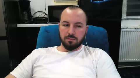 Snapshot of nickolas22 chatting on January 31, 11:25 pm Julian online show from January 31, 11:25 pm