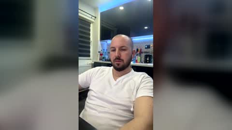 Snapshot of nickolas22 chatting on February 16, 1:46 am Julian online show from February 16, 1:46 am