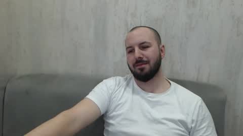 Snapshot of nickolas22 chatting on February 25, 10:52 pm Julian online show from February 25, 10:52 pm