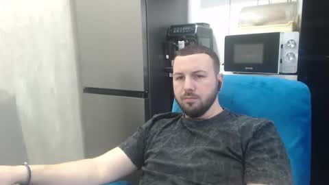 Snapshot of nickolas22 chatting on February 26, 10:42 pm Julian online show from February 26, 10:42 pm