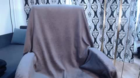Snapshot of nicky_38hhugetits chatting on May 8, 5:46 am Nicky online show from May 8, 5:46 am
