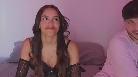 Snapshot of nicky_and_blake chatting on December 1, 7:25 pm nicky and blake online show from December 1, 7:25 pm