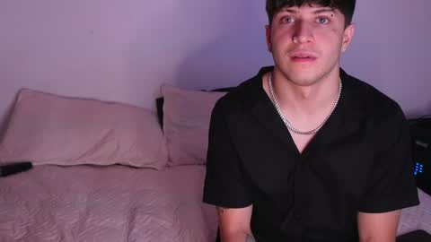 Snapshot of nicky_and_blake chatting on December 12, 11:03 pm nicky and blake online show from December 12, 11:03 pm