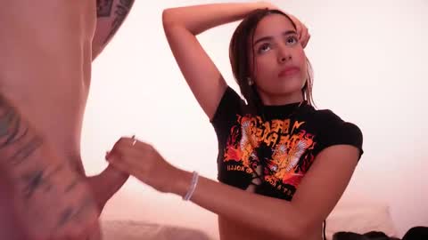 Snapshot of nicky_and_blake chatting on February 26, 6:00 pm nicky and blake online show from February 26, 6:00 pm