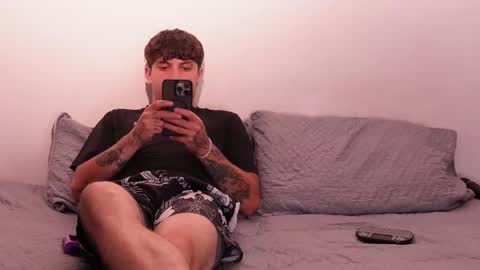 Snapshot of nicky_and_blake chatting on March 3, 9:48 pm nicky and blake online show from March 3, 9:48 pm