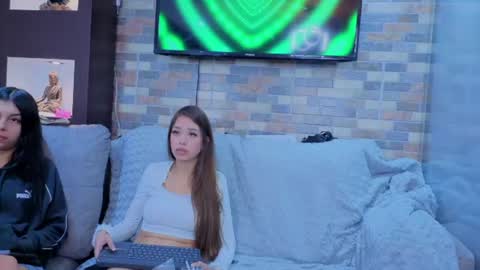 Snapshot of nicky_as chatting on June 22, 5:59 am nicky_as online show from June 22, 5:59 am