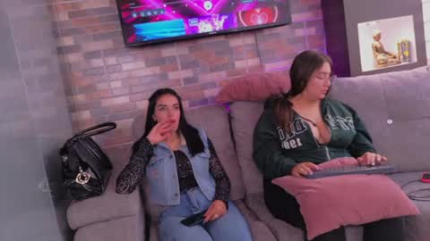 Snapshot of nicky_as chatting on July 2, 8:04 pm nicky_as online show from July 2, 8:04 pm