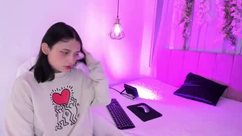 nicky_bonny18 online show from March 3, 12:11 pm