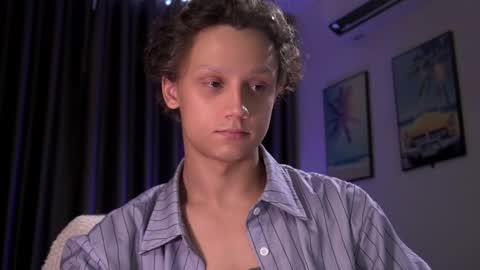 Nicky Neal online show from May 25, 1:44 am