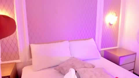 Nicky  online show from November 27, 2:35 am