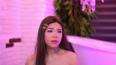 Nicky online show from February 16, 7:10 pm