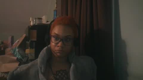 nickythehawtie online show from April 7, 12:22 am