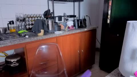 Nicky online show from April 8, 10:37 am