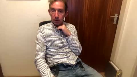 Snapshot of nico181969 chatting on December 23, 3:33 pm Nico online show from December 23, 3:33 pm