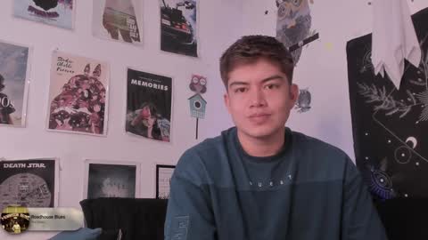 Snapshot of nico_bulge chatting on December 15, 9:42 pm Nicols online show from December 15, 9:42 pm