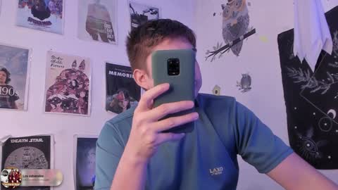 Snapshot of nico_bulge chatting on January 3, 2:21 am Nicols online show from January 3, 2:21 am