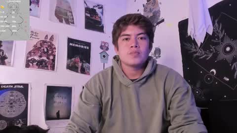 Snapshot of nico_bulge chatting on February 9, 11:46 pm Nicols online show from February 9, 11:46 pm