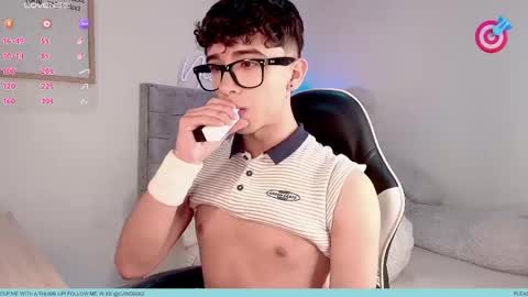 Snapshot of nico_prince chatting on June 5, 10:15 pm nico online show from June 5, 10:15 pm