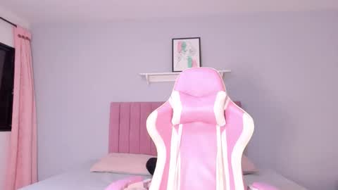 Nicol online show from March 5, 1:34 am