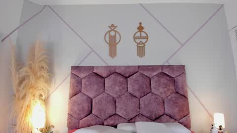 Snapshot of nicol_giraldo chatting on June 4, 3:23 am Nicol online show from June 4, 3:23 am