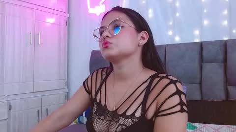 Snapshot of nicol_sweet0 chatting on January 9, 7:26 pm nicol online show from January 9, 7:26 pm