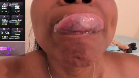 Nicol Villa online show from December 11, 9:23 pm