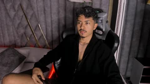 Nicolai online show from March 31, 12:16 pm