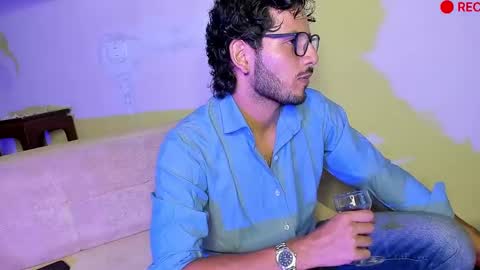 nicolasrodrii online show from December 20, 10:00 pm